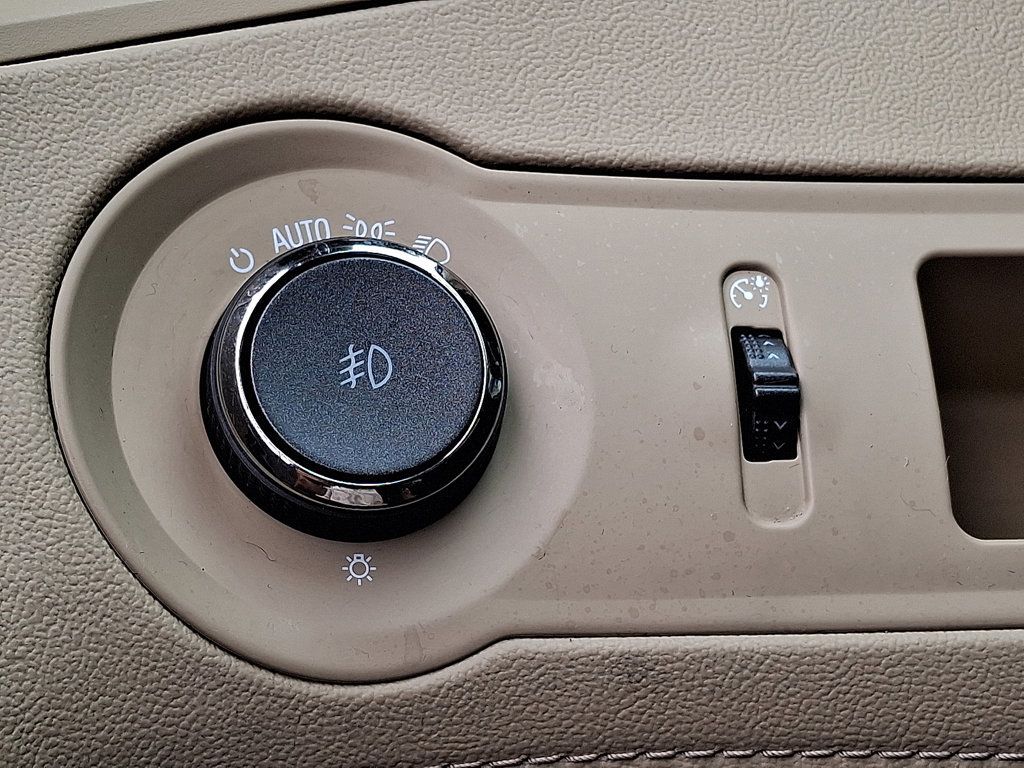 2013 Buick LaCrosse Leather photo 23