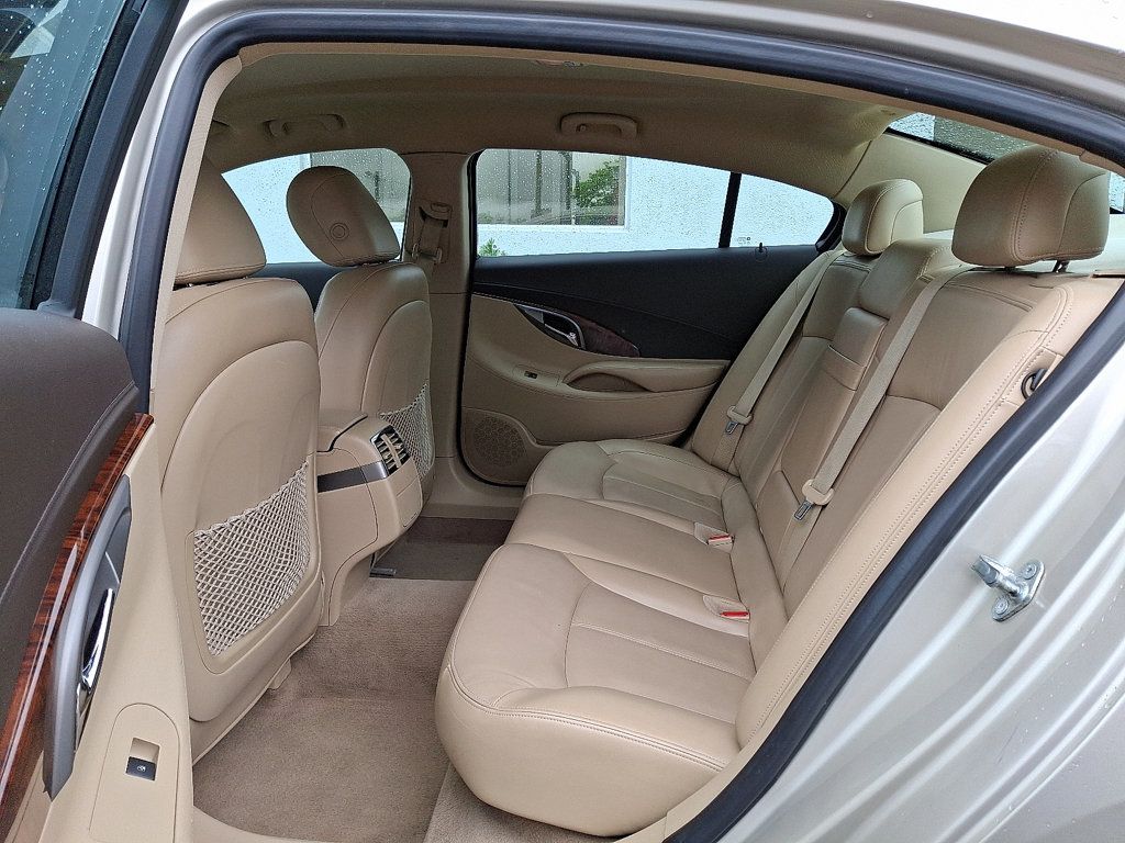2013 Buick LaCrosse Leather photo 9