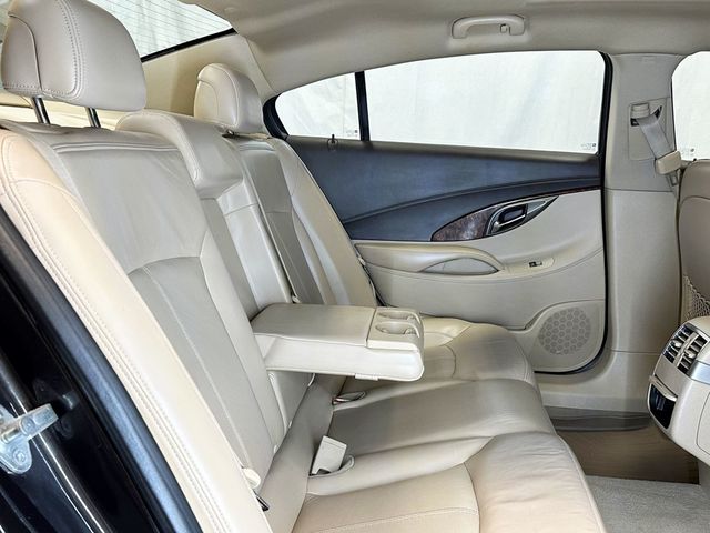 2013 Buick LaCrosse 4dr Sedan Premium 1 FWD - 23057871 - 37