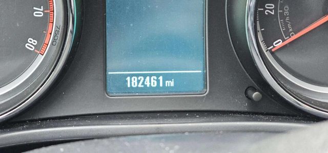 2013 Buick Regal 4dr Sedan Turbo Premium 2 - 22995205 - 9