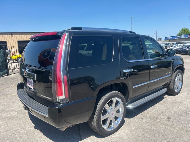 2013 Cadillac Escalade 2WD 4dr Luxury - 23009803 - 3