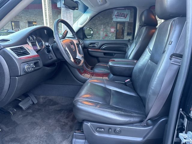 2013 Cadillac Escalade 2WD 4dr Premium - 22671893 - 24