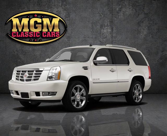 2013 Cadillac Escalade AWD 4dr Luxury - 22953329 - 0