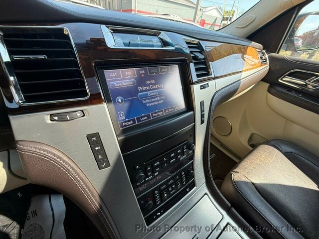 2013 Cadillac Escalade AWD 4dr Platinum Edition - 23005856 - 16