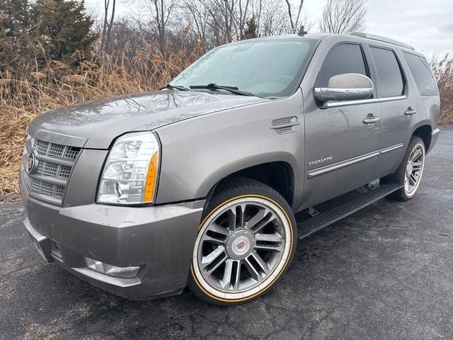 2013 Cadillac Escalade AWD 4dr Premium - 22995526 - 0