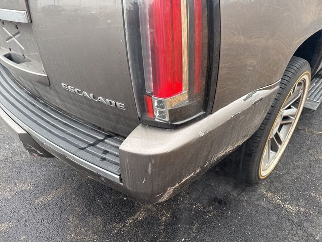 2013 Cadillac Escalade AWD 4dr Premium - 22995526 - 11