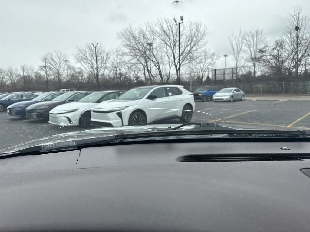 2013 Cadillac Escalade AWD 4dr Premium - 22995526 - 21