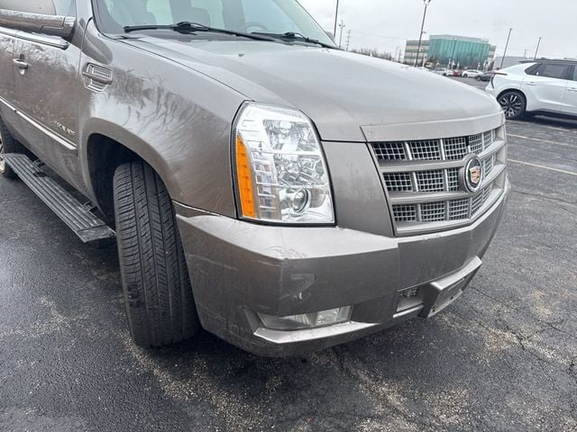 2013 Cadillac Escalade AWD 4dr Premium - 22995526 - 5