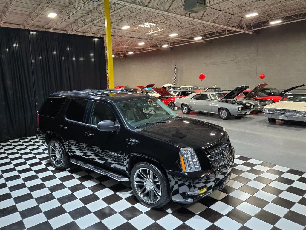 2013 Cadillac Escalade AWD 4dr Premium - 22974818 - 44