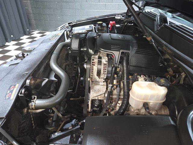 2013 Cadillac Escalade AWD 4dr Premium - 22974818 - 56