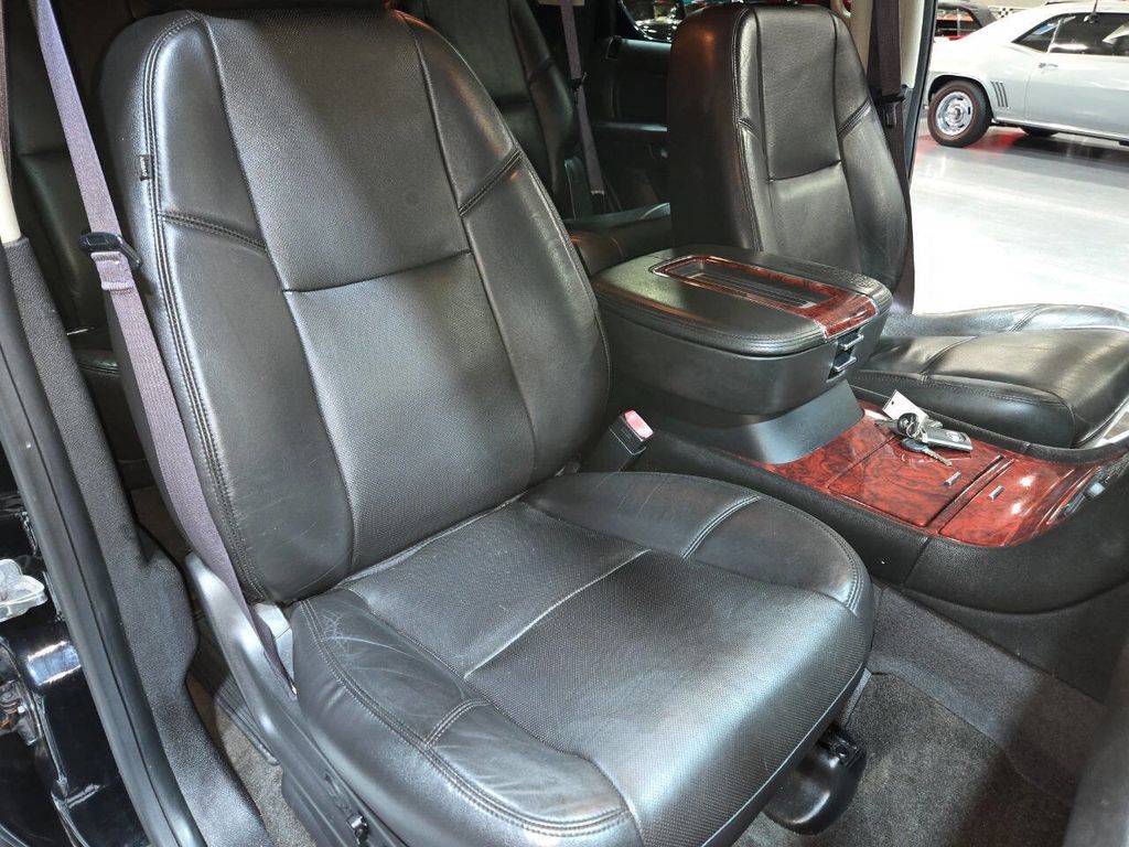 2013 Cadillac Escalade AWD 4dr Premium - 22974818 - 65