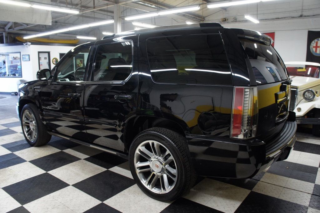 2013 Cadillac Escalade Premium AWD, 22" Rims, Great Shape!  - 23017173 - 18