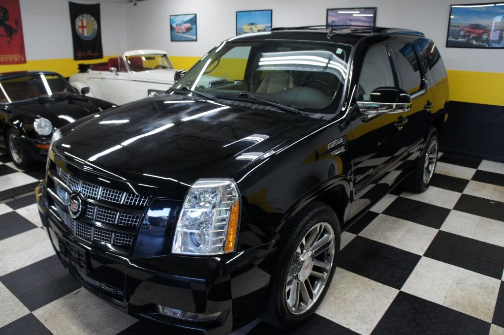 2013 Cadillac Escalade Premium AWD, 22" Rims, Great Shape!  - 23017173 - 21