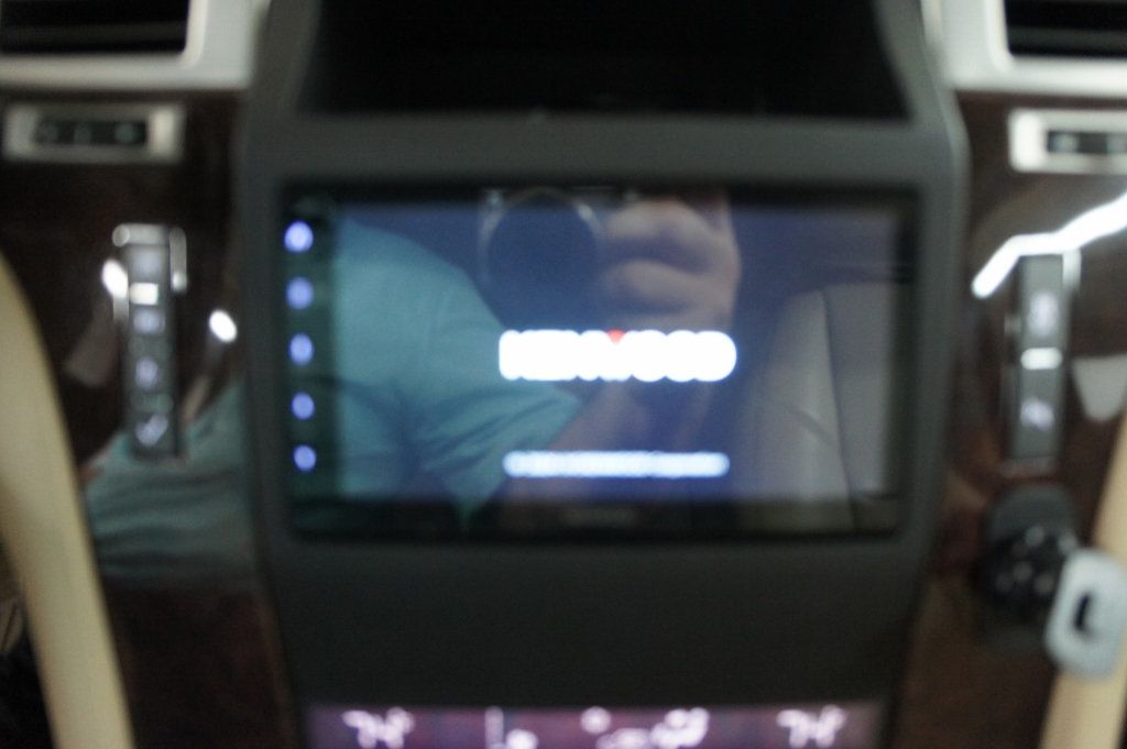 2013 Cadillac Escalade Premium AWD, 22" Rims, Great Shape!  - 23017173 - 30