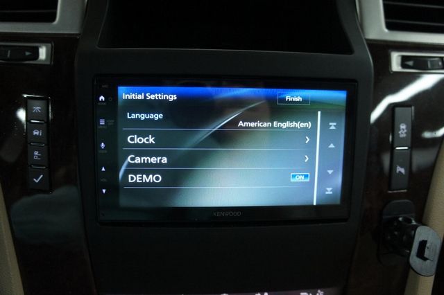 2013 Cadillac Escalade Premium AWD, 22" Rims, Great Shape!  - 23017173 - 36