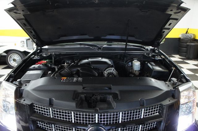 2013 Cadillac Escalade Premium AWD, 22" Rims, Great Shape!  - 23017173 - 52