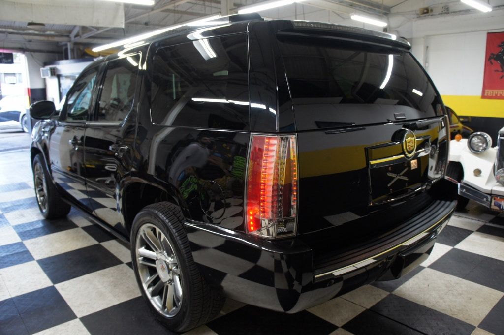 2013 Cadillac Escalade Premium AWD, 22" Rims, Great Shape!  - 23017173 - 8