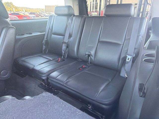 2013 Cadillac Escalade ESV AWD 4dr Luxury - 23101892 - 6