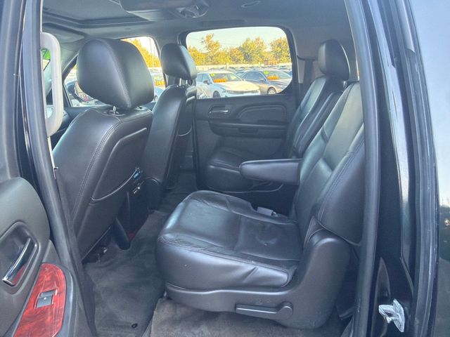 2013 Cadillac Escalade ESV AWD 4dr Luxury - 23101892 - 7