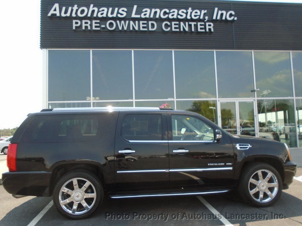 2013 Cadillac Escalade ESV AWD 4dr Luxury - 22519173