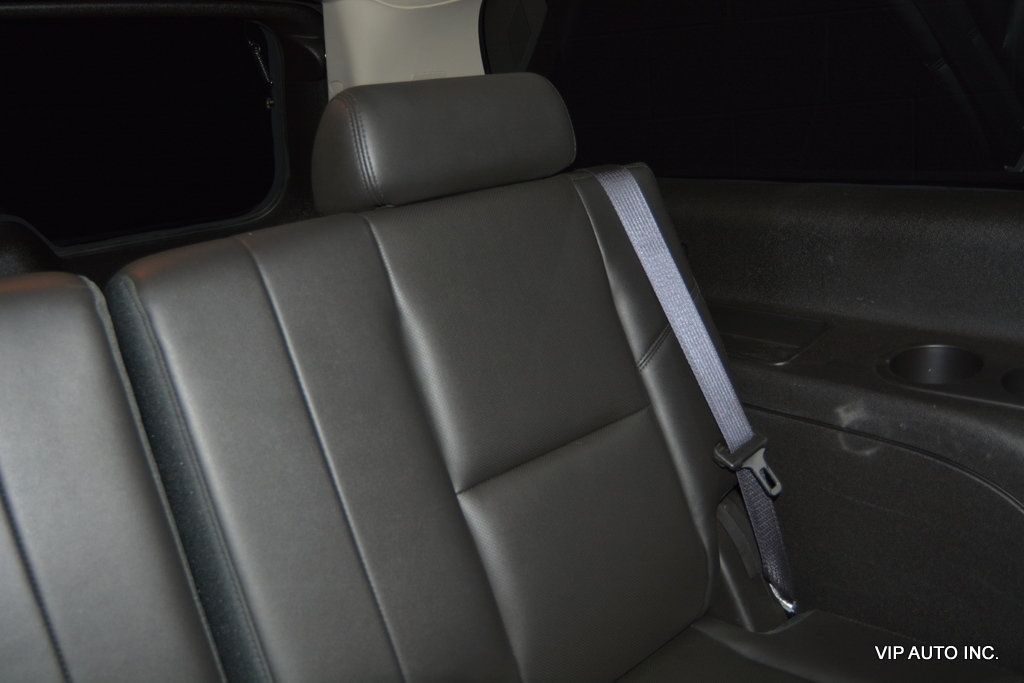 2013 Cadillac Escalade ESV AWD 4dr Premium - 22823631 - 27