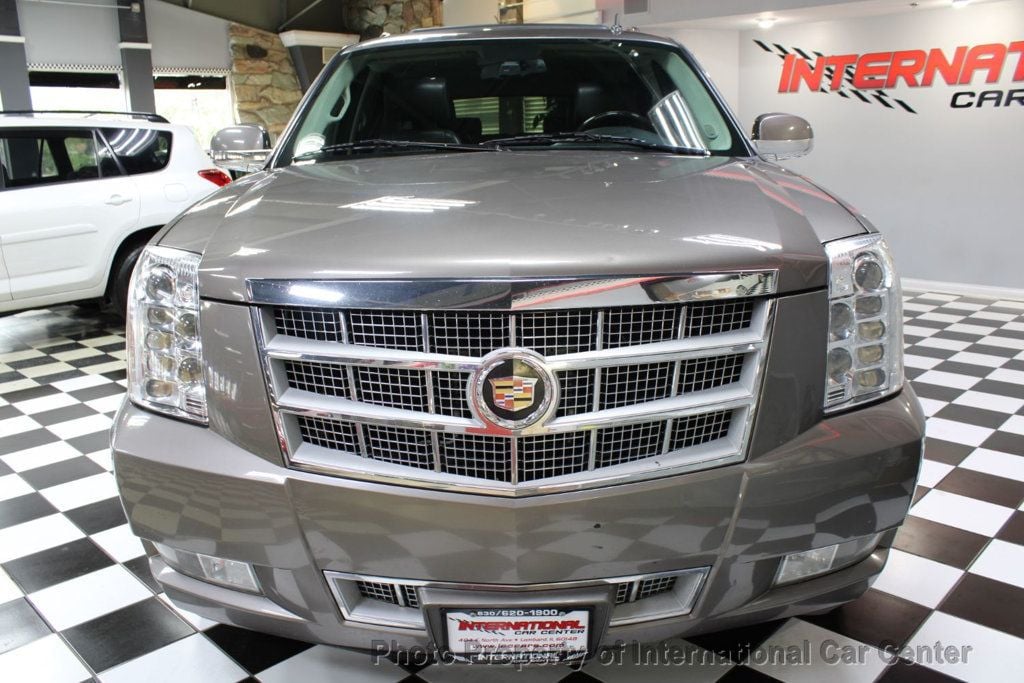 2013 Cadillac Escalade ESV Loaded - Just serviced!  - 22615219 - 8