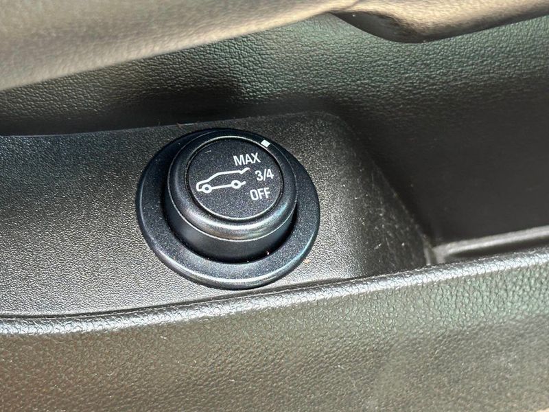 2013 Cadillac SRX AWD 4dr Luxury Collection - 22912343 - 17