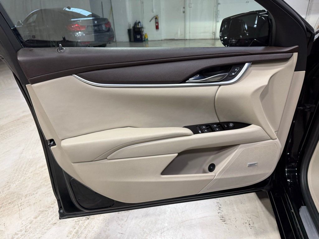 2013 Cadillac XTS 4dr Sedan FWD - 22968248 - 24