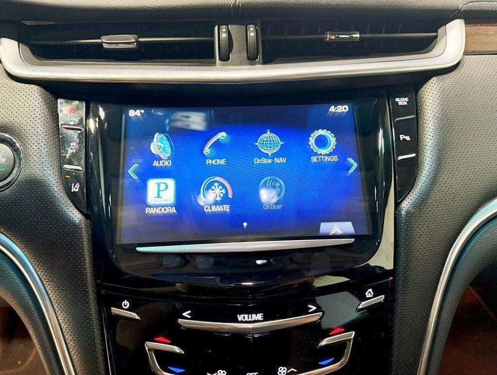 2013 Cadillac XTS Luxury photo 14