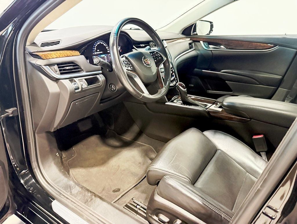 2013 Cadillac XTS Luxury photo 21