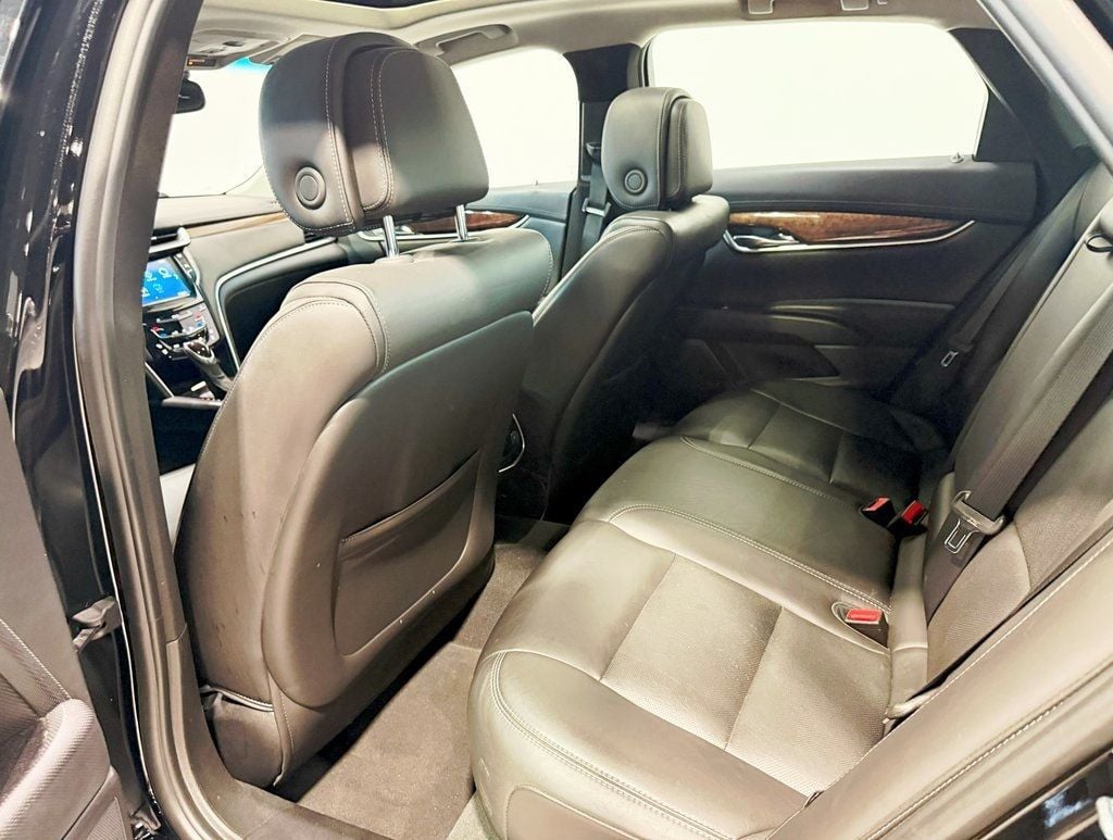 2013 Cadillac XTS Luxury photo 29