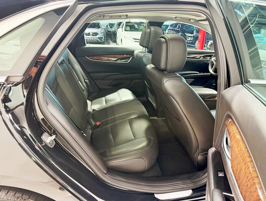 2013 Cadillac XTS Luxury photo 32