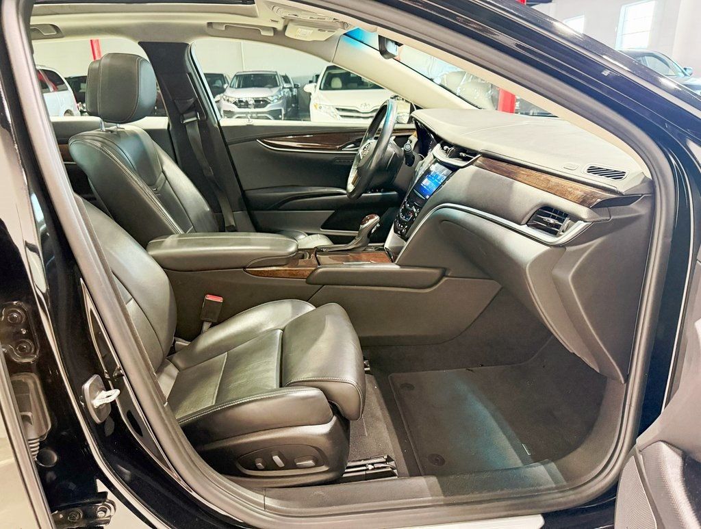 2013 Cadillac XTS Luxury photo 34