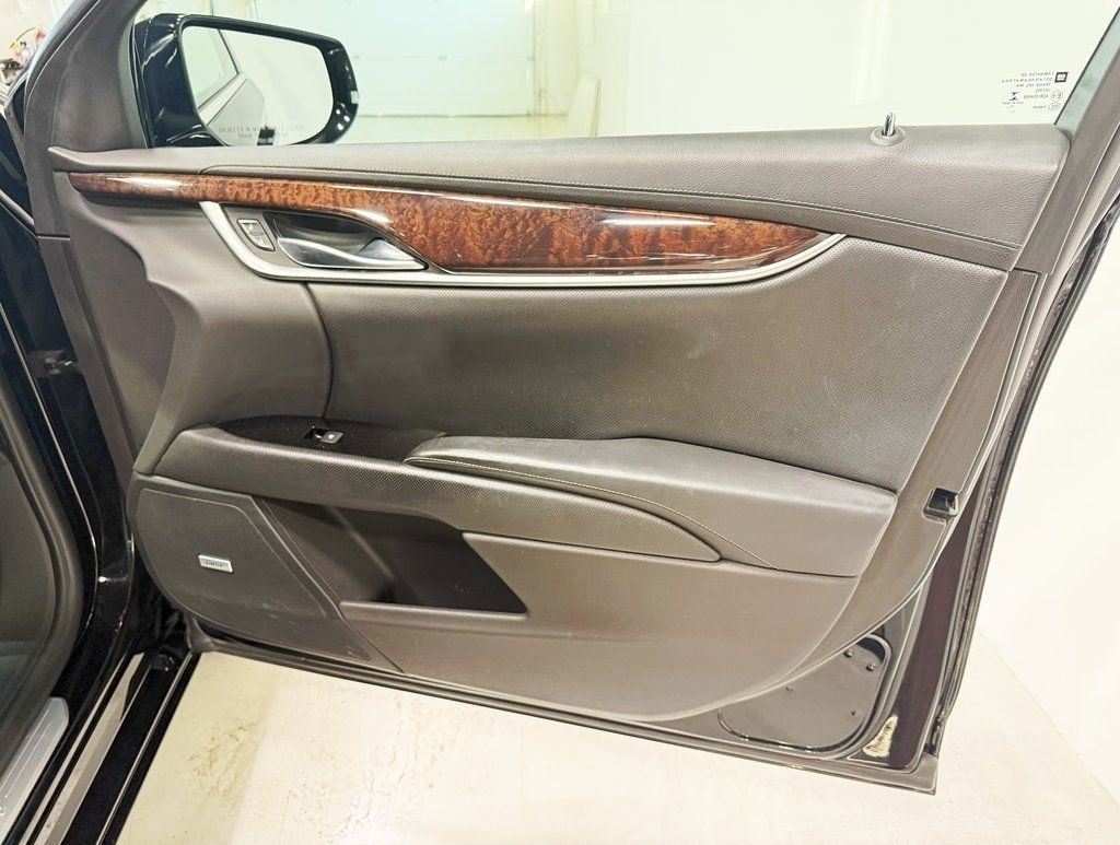 2013 Cadillac XTS Luxury photo 35