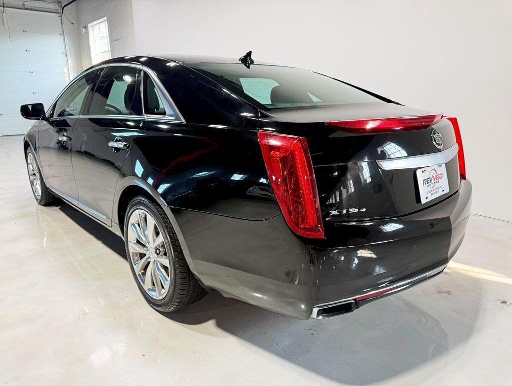 2013 Cadillac XTS Luxury photo 4