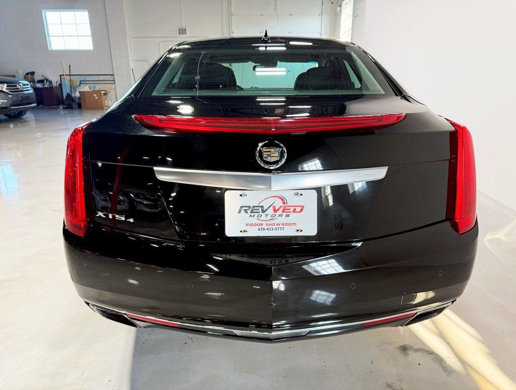 2013 Cadillac XTS Luxury photo 5
