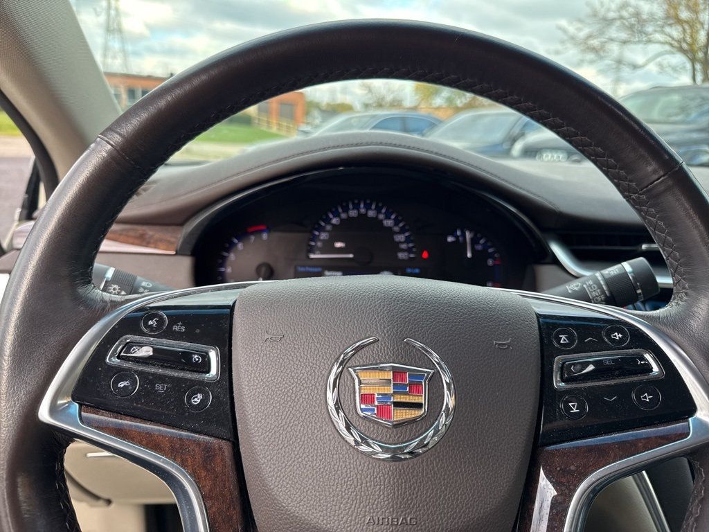 2013 Cadillac XTS 4dr Sedan Luxury AWD - 22938921 - 12