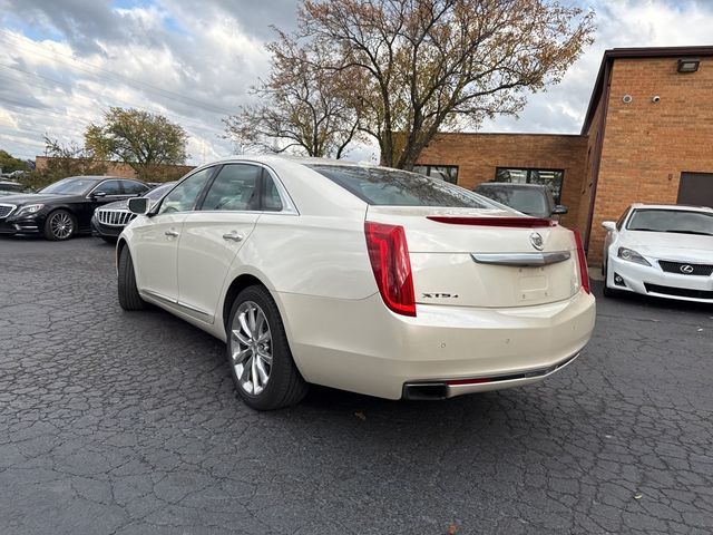 2013 Cadillac XTS 4dr Sedan Luxury AWD - 22938921 - 3
