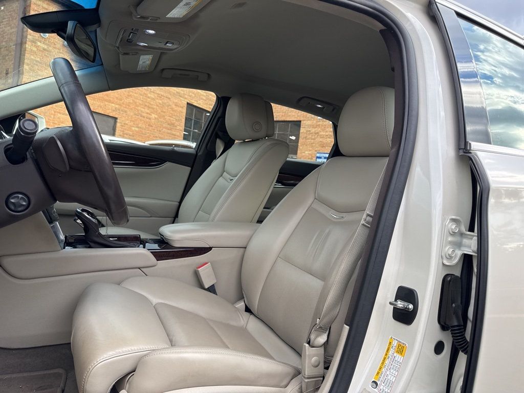 2013 Cadillac XTS 4dr Sedan Luxury AWD - 22938921 - 7