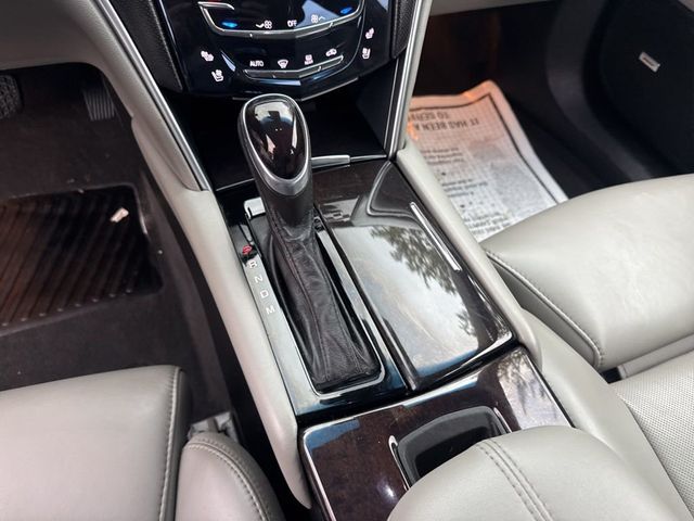 2013 Cadillac XTS 4dr Sedan Luxury AWD - 23021291 - 12