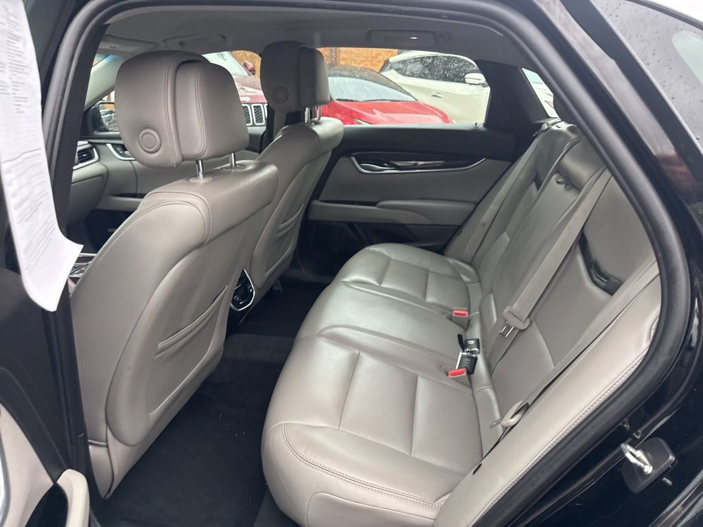 2013 Cadillac XTS 4dr Sedan Luxury AWD - 23021291 - 15