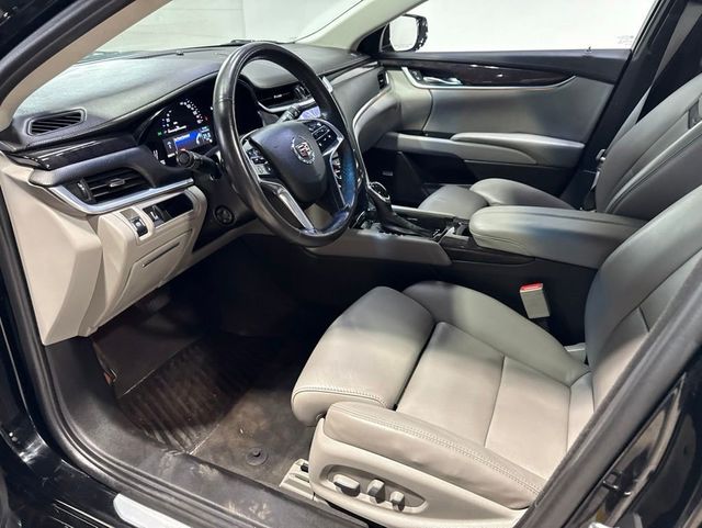 2013 Cadillac XTS 4dr Sedan Luxury AWD - 23021291 - 19