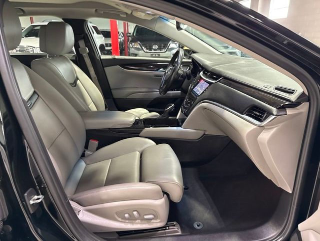 2013 Cadillac XTS 4dr Sedan Luxury AWD - 23021291 - 33