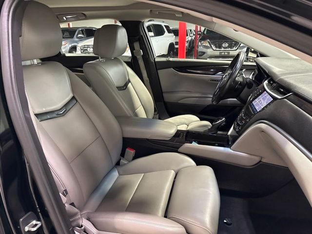 2013 Cadillac XTS 4dr Sedan Luxury AWD - 23021291 - 35