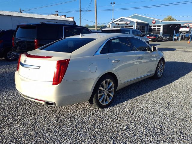 2013 Cadillac XTS 4dr Sedan Luxury AWD - 22941331 - 1