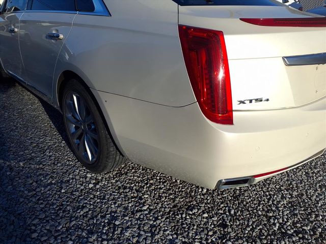 2013 Cadillac XTS 4dr Sedan Luxury AWD - 22941331 - 19