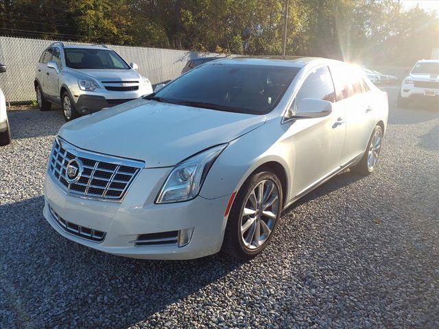 2013 Cadillac XTS 4dr Sedan Luxury AWD - 22941331 - 3