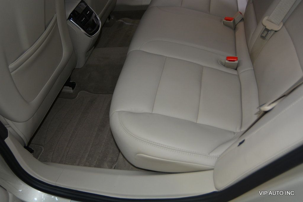 2013 Cadillac XTS 4dr Sedan Luxury AWD - 22977734 - 26