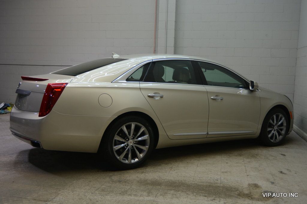 2013 Cadillac XTS 4dr Sedan Luxury AWD - 22977734 - 31