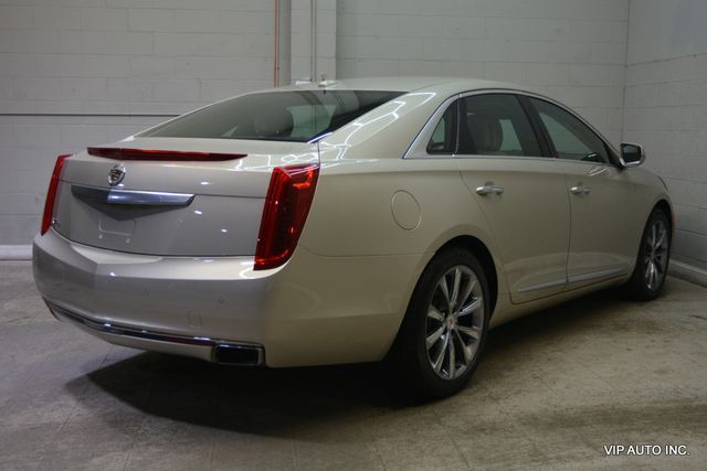 2013 Cadillac XTS 4dr Sedan Luxury AWD - 22977734 - 3